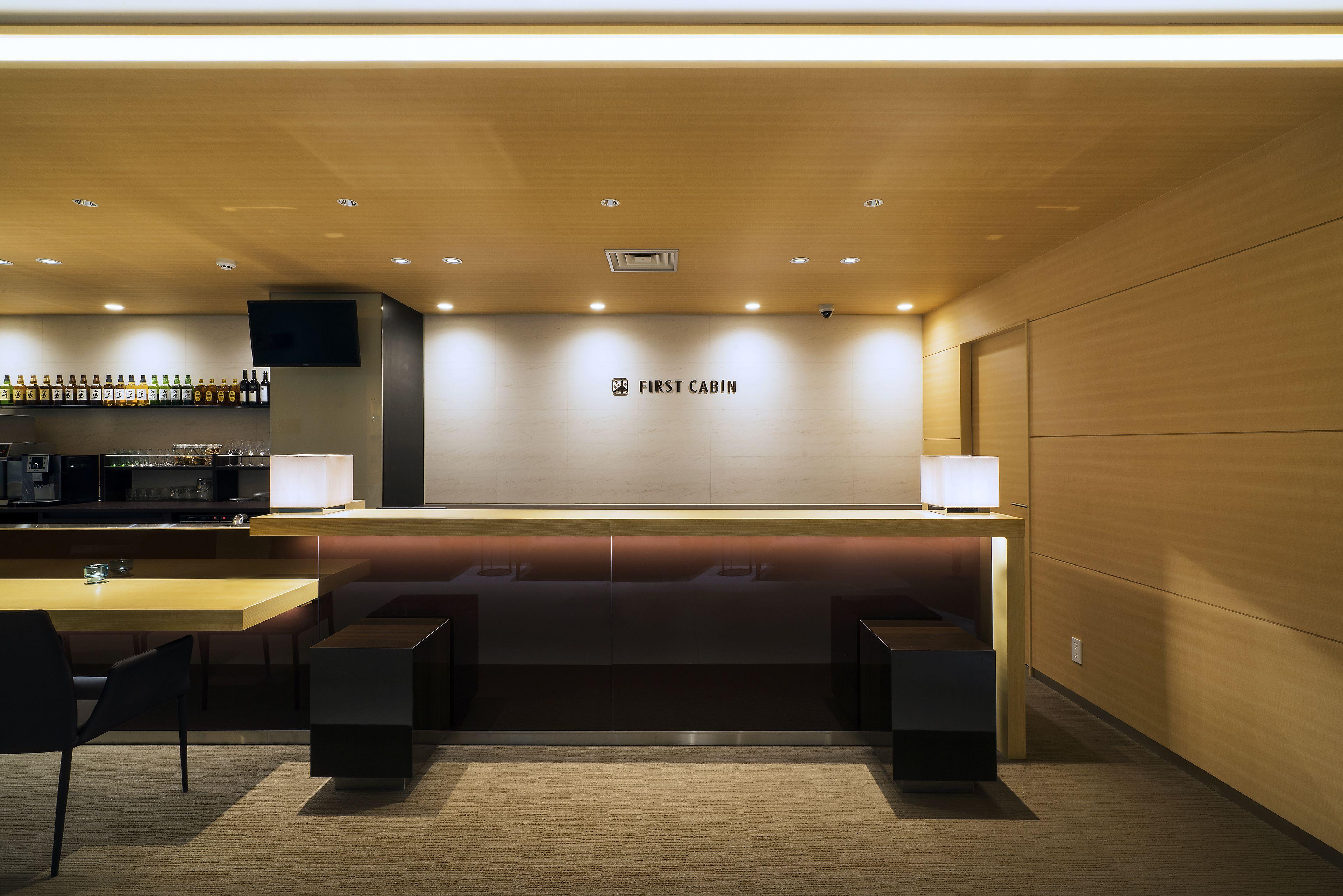 First Cabin Shinbashi Atagoyama — Photos 2